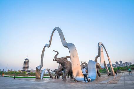 五象湖公园雕塑延时南宁广西地标大象景色