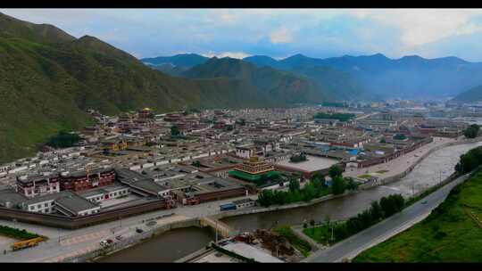 航拍甘南拉卜楞寺 寺庙全景