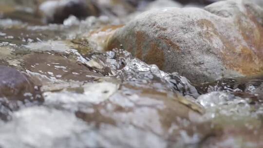 潺潺流水 小溪 水流