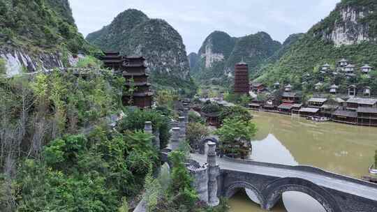 贵州 兴义 峰林布依景区