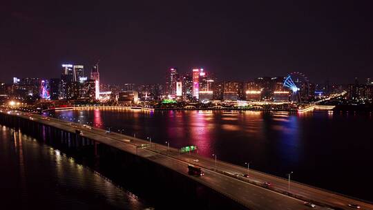 深圳宝安欢乐港湾摩天轮夜景大景拉远