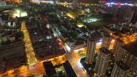 城市市区夜晚夜景车流城市风景航拍延时素材