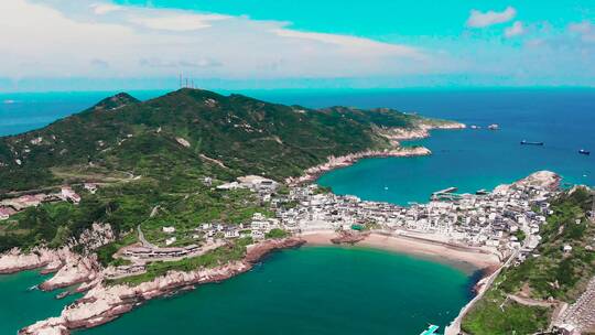 浙江舟山嵊泗列岛花鸟岛夏日大海风光航拍