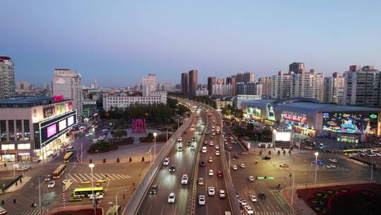 哈尔滨乐松广场商圈夜景车流航拍