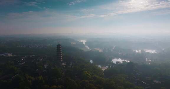 江苏省扬州市瘦西湖大明寺晨曦云雾风光航拍