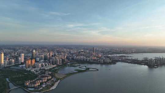 航拍海南海口龙华区国贸中央商务区晚霞景观