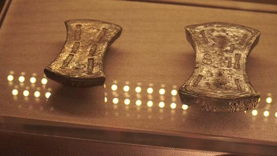 古代银锭铸币模具钱币视频素材模板下载
