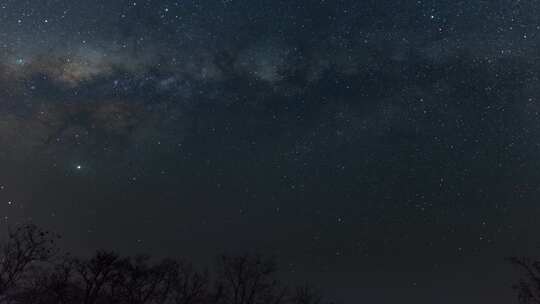 夜晚的星空 延时拍摄