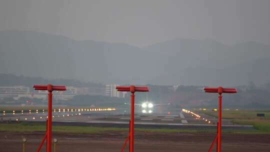 2023广州白云国际机场飞机起降视频素材模板下载