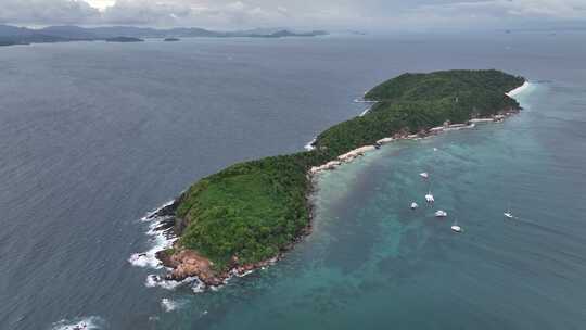 泰国普吉蜜月岛屿海滨自然风光航拍视频素材模板下载