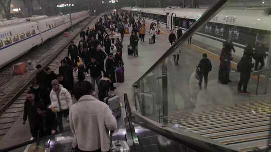 火车站春运快速人流4k