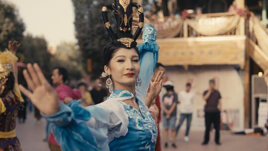 新疆舞蹈喀什人文