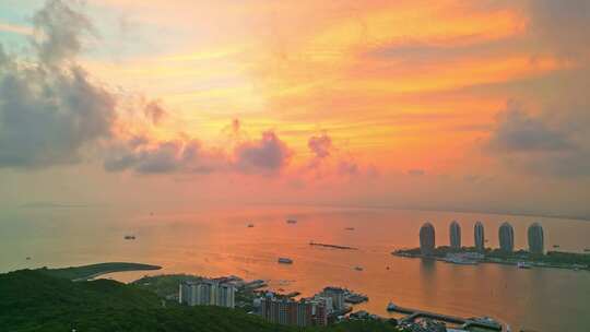 海南三亚城市夕阳晚霞全景天空