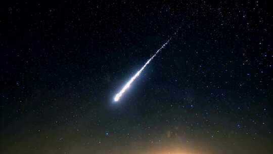 夜空流星划过景象