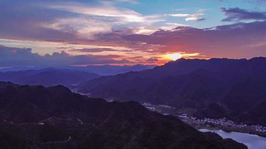 千岛湖夏日航拍夕阳延时