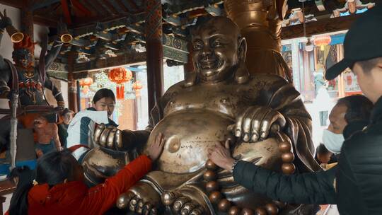 新年祈福云南晋宁盘龙寺弥勒佛药师殿