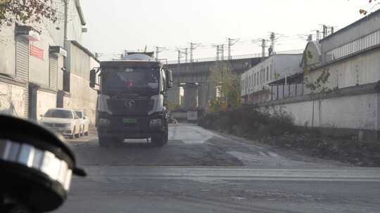 汽车 轿车 马路 道路 车流 交通