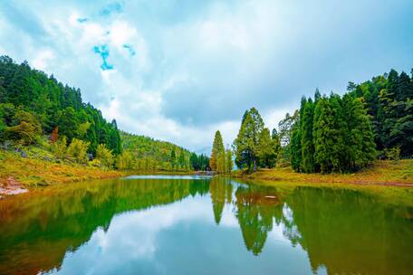 信宜钱排鹿湖顶高山湖泊延时摄影