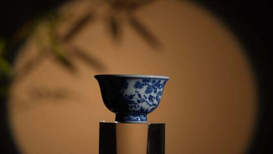 景德镇陶瓷松竹梅压手