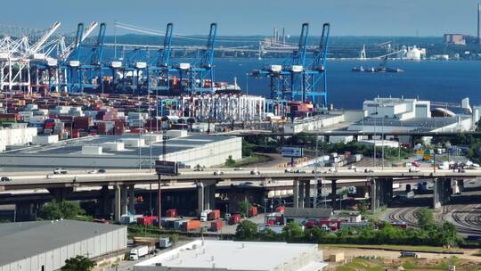 沿海经济贸易大型港口
