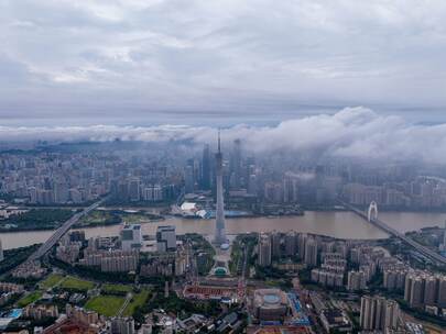 【4K延时】广州塔CBD雨天云雾流云城市都市