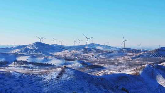 冬季承德丰宁坝上风电蓝天白云雪景航拍