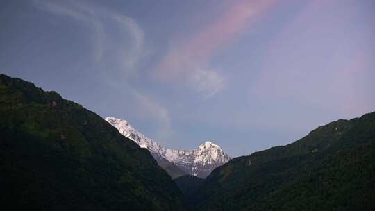 喜马拉雅山脉雪山延时摄影