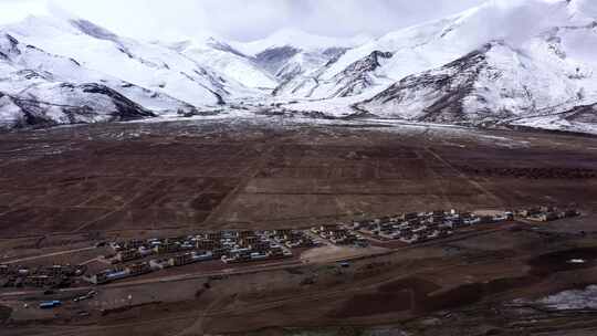 西藏边境村落4K航拍