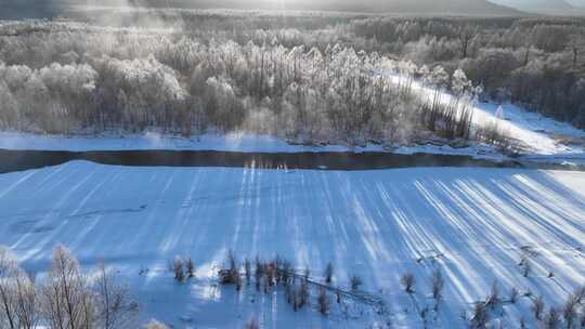 雪原冰河晶莹树挂冻雾