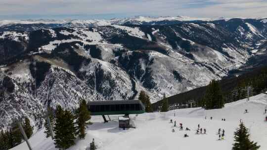 滑雪者，滑雪场，山脉，雪