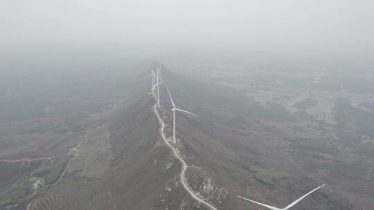 航拍湖南衡东鸡公岩自然风光风力发电机