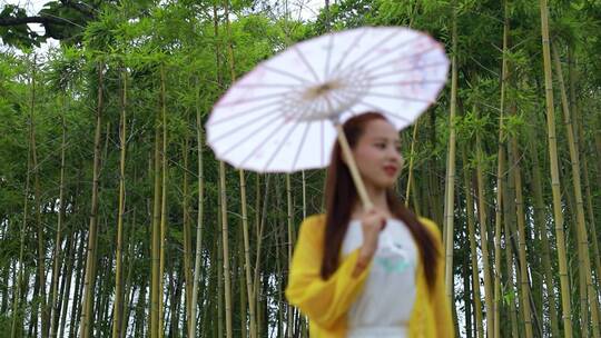 美女打油纸伞古镇旅游传统手工艺品油纸伞视频素材模板下载