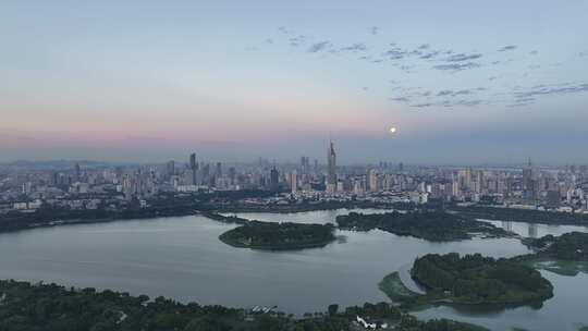 南京玄武湖南京城市日出大景紫峰大厦航拍