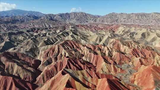 甘肃七彩丹霞地貌全景