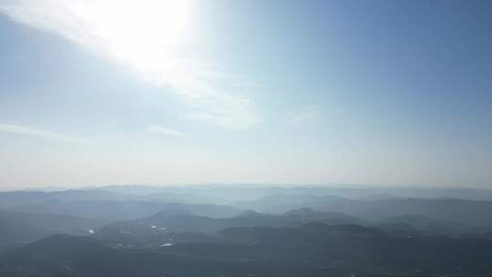 山川云雾千里江山