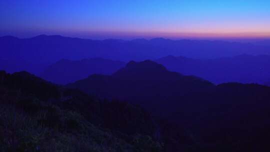 杭州临安大明山牵牛岗群山日出晨曦风景