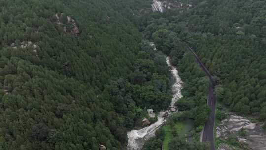 雨后泰山，龙潭飞瀑，高山流水