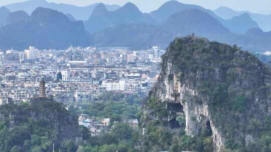 中国广西壮族自治区桂林市七星区穿山景区视频素材模板下载