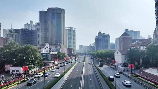 上海徐家汇建筑风光和车流交通