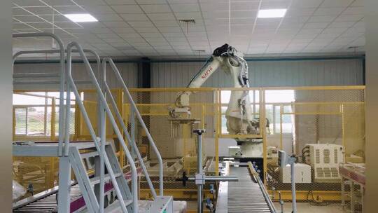 车间生产线机器人机械手臂智能制造
