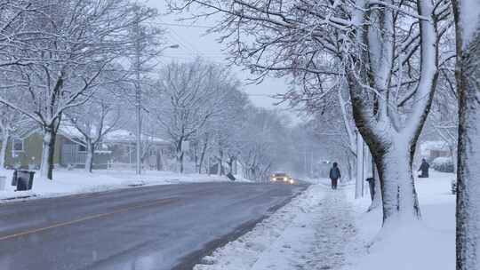 冬天的加拿大雪景，交通