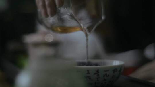 一个人在喝茶视频素材模板下载