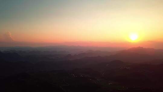 山区夕阳摇镜头