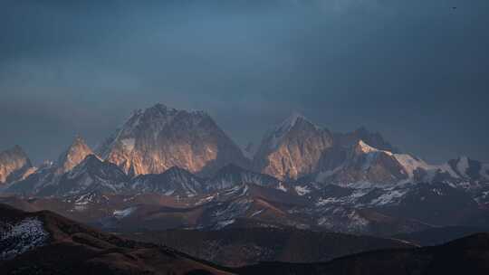 8K高原雪山风光延时