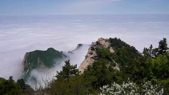 陕西5A级华山景区苍龙岭登山道云海山峰