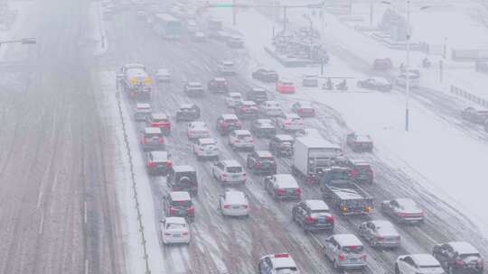 4k航拍城市特大暴雪