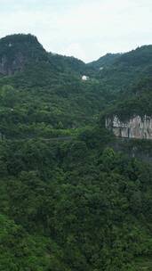 航拍湖北宜昌西陵峡风景竖屏