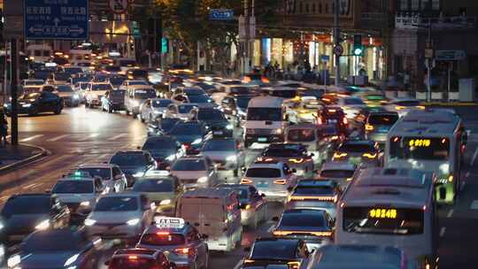 车流交通马路堵车都市城市生活夜晚夜景城市