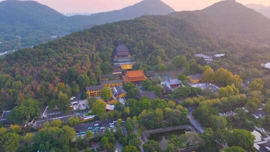 杭州西湖区净慈禅寺航拍唯美大自然风光群山