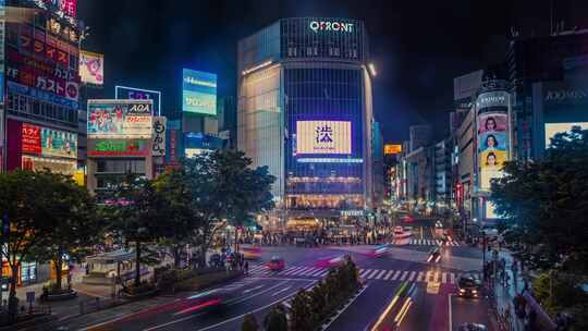 日本东京夜晚商业街旅游街头人流车流_4K